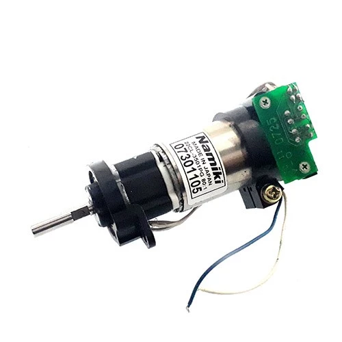 موتور گیربکس 12 ولت 650 دور انکودر دار NAMIKI